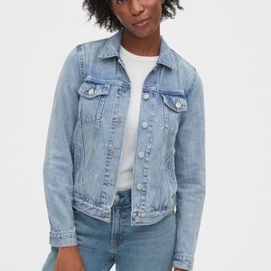GAP Icon Denim Jacket